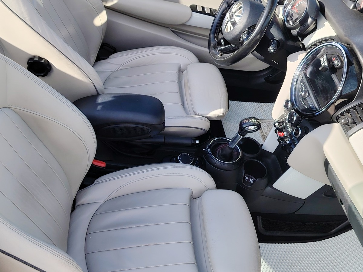 Mini Mini cabriolet john cooper works 231 chs BVA