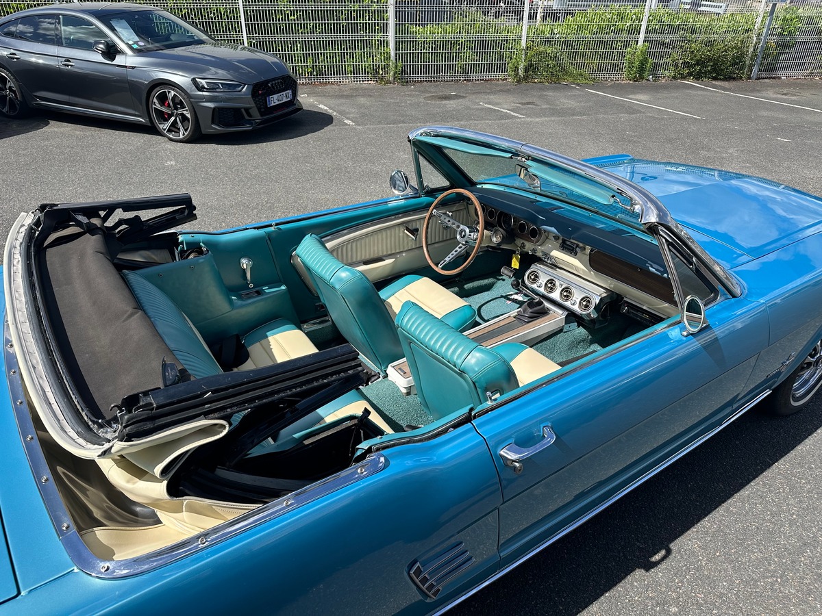 Ford Mustang V8 | Convertible | Cabriolet | Boîte de vitesse manuelle