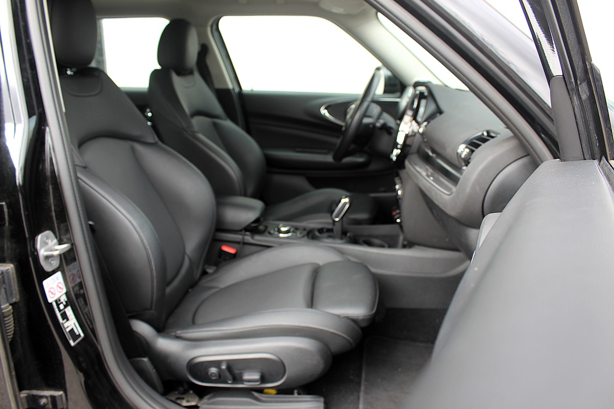 Mini Clubman III (F54) (2) 1.5 COOPER 136 ch EDITION PREMIUM PLUS BVA7 + TOIT OUVRANT + CARPLAY