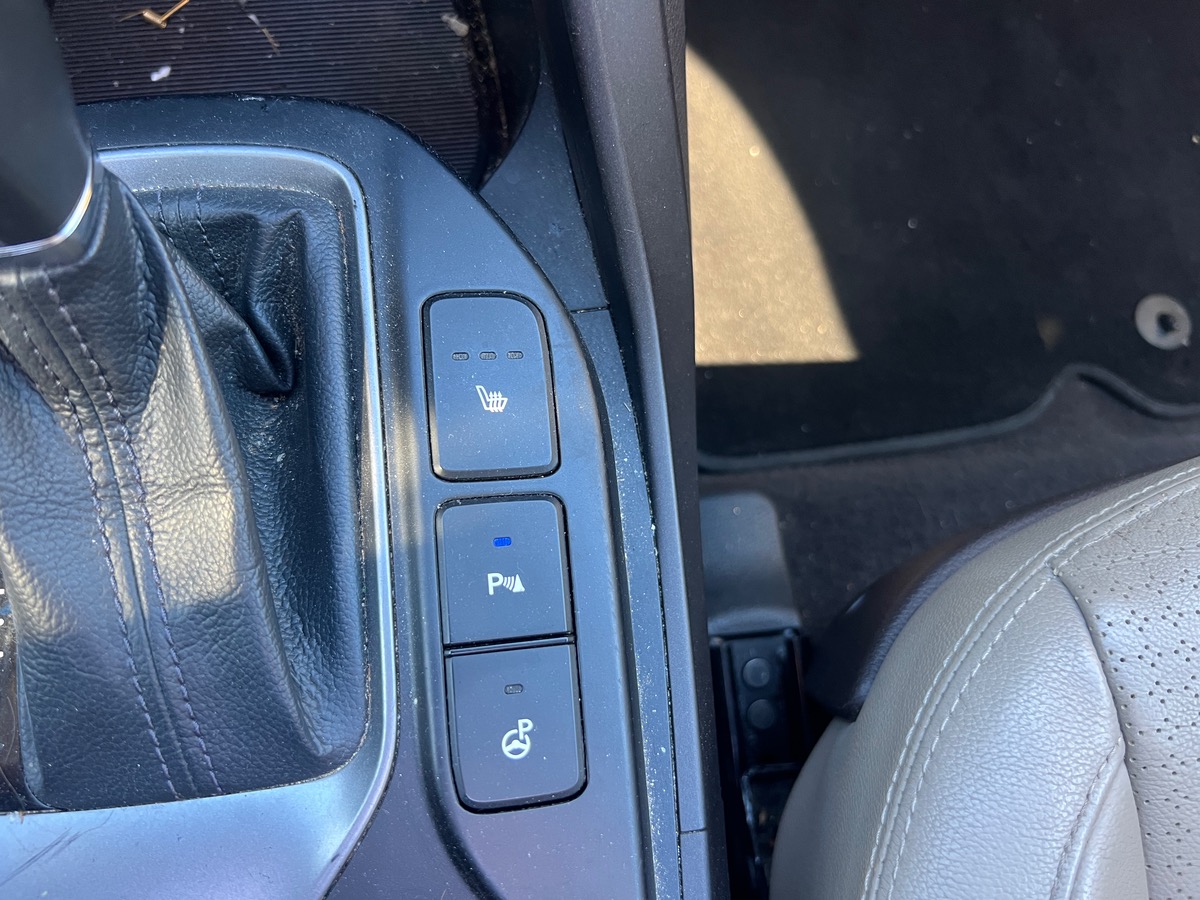 Hyundai Santa Fe EXECUTIVE 2,2 CRDI 4WD 197ch,CAMERA DE RECUL, SIEGES CHUAFFANTS AV/AR, TOIT OUVRANT