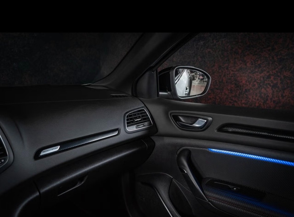 RENAULT Megane IV RS TROPHY RECARO