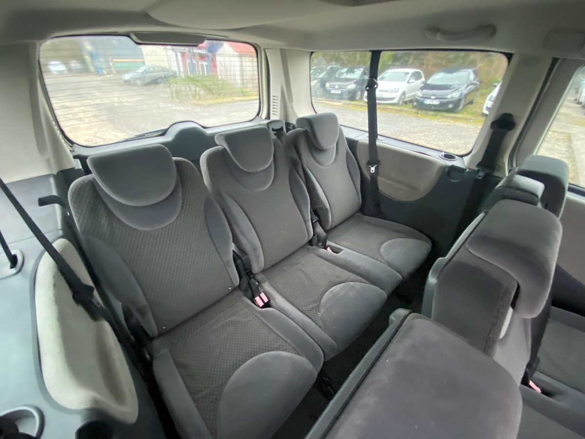 Fiat Scudo 2.0 jtd 120cv  9 places kit de distrib neuf 264001km