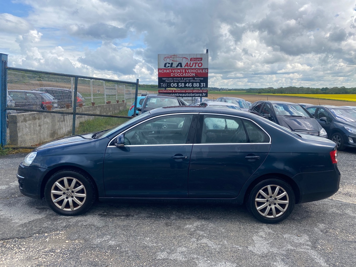 Volkswagen Jetta 2.0 tdi 140cv dsg 209015km