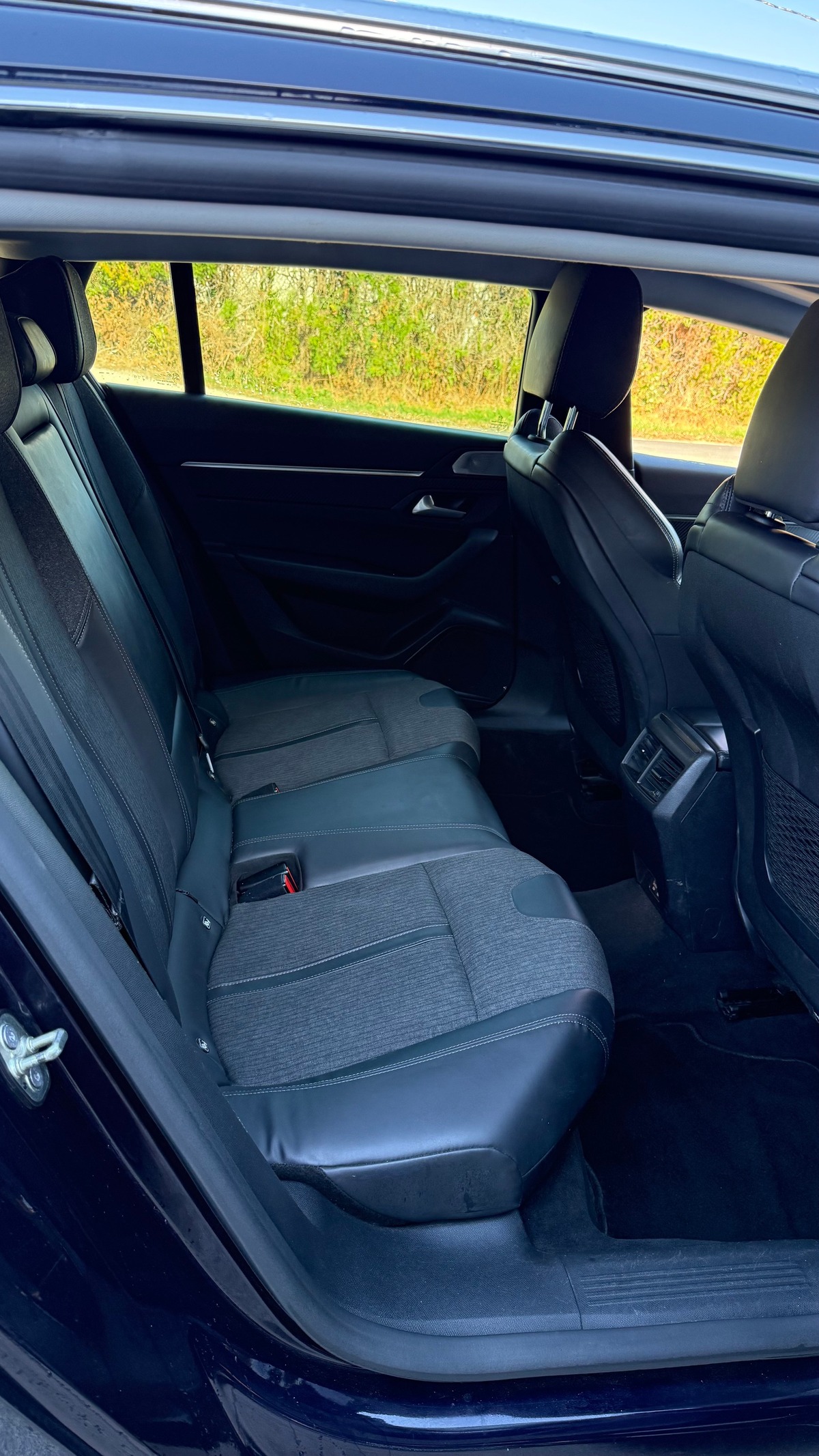Peugeot 508 1.5 hdi 130 Chx boite auto SW ALLURE toit pano cockpit