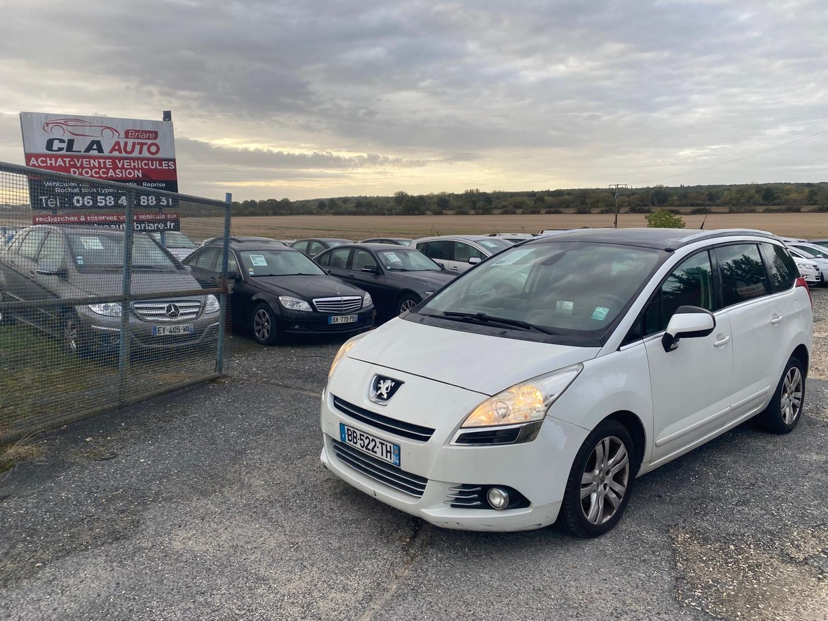 Peugeot 5008 1.6 hdi 112cv pack family