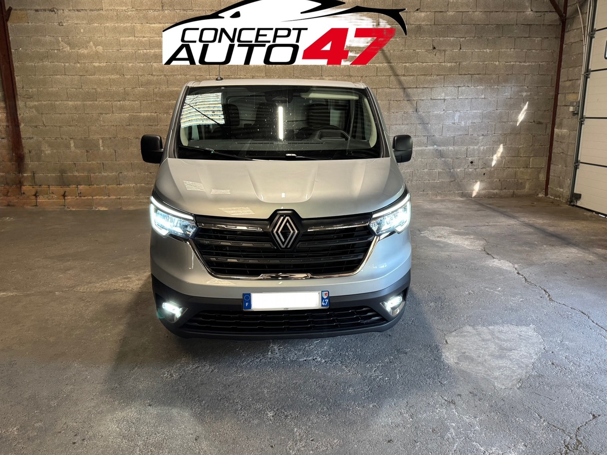 RENAULT Trafic L1H1 ADVANCED 3T Blue dci 150