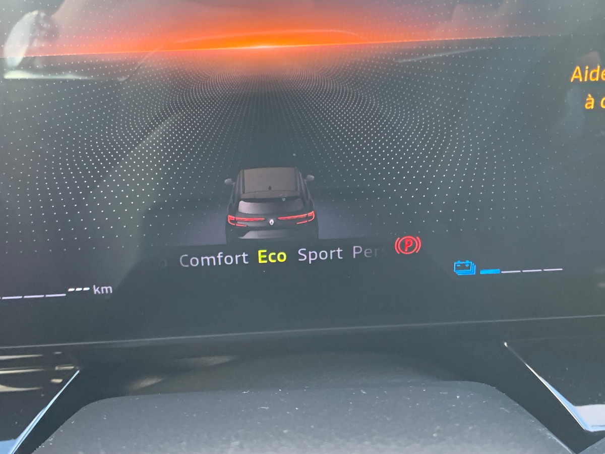 RENAULT Espace 200 | E-TECH | Esprit Alpine | 7 Places | Caméra de recul | Pack Advanced Driving