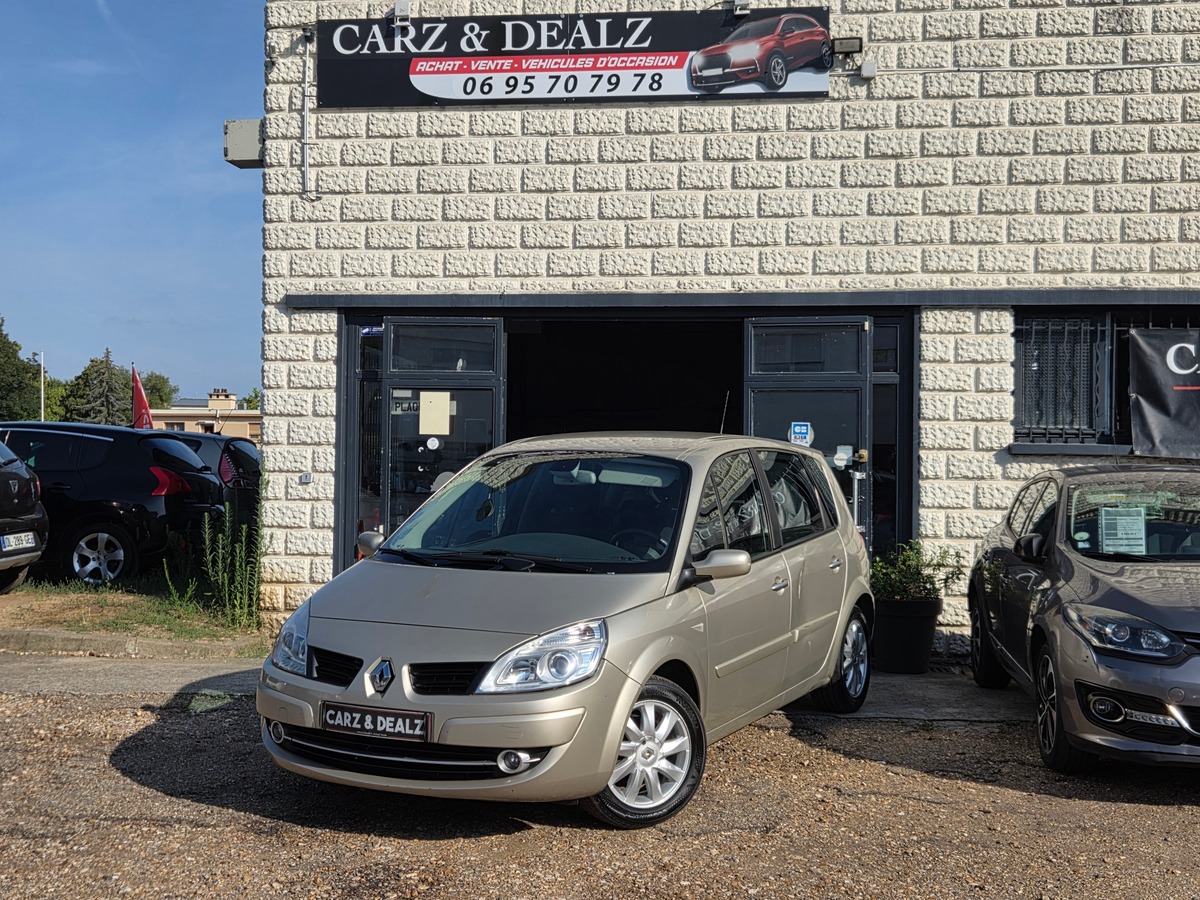RENAULT Megane Scenic