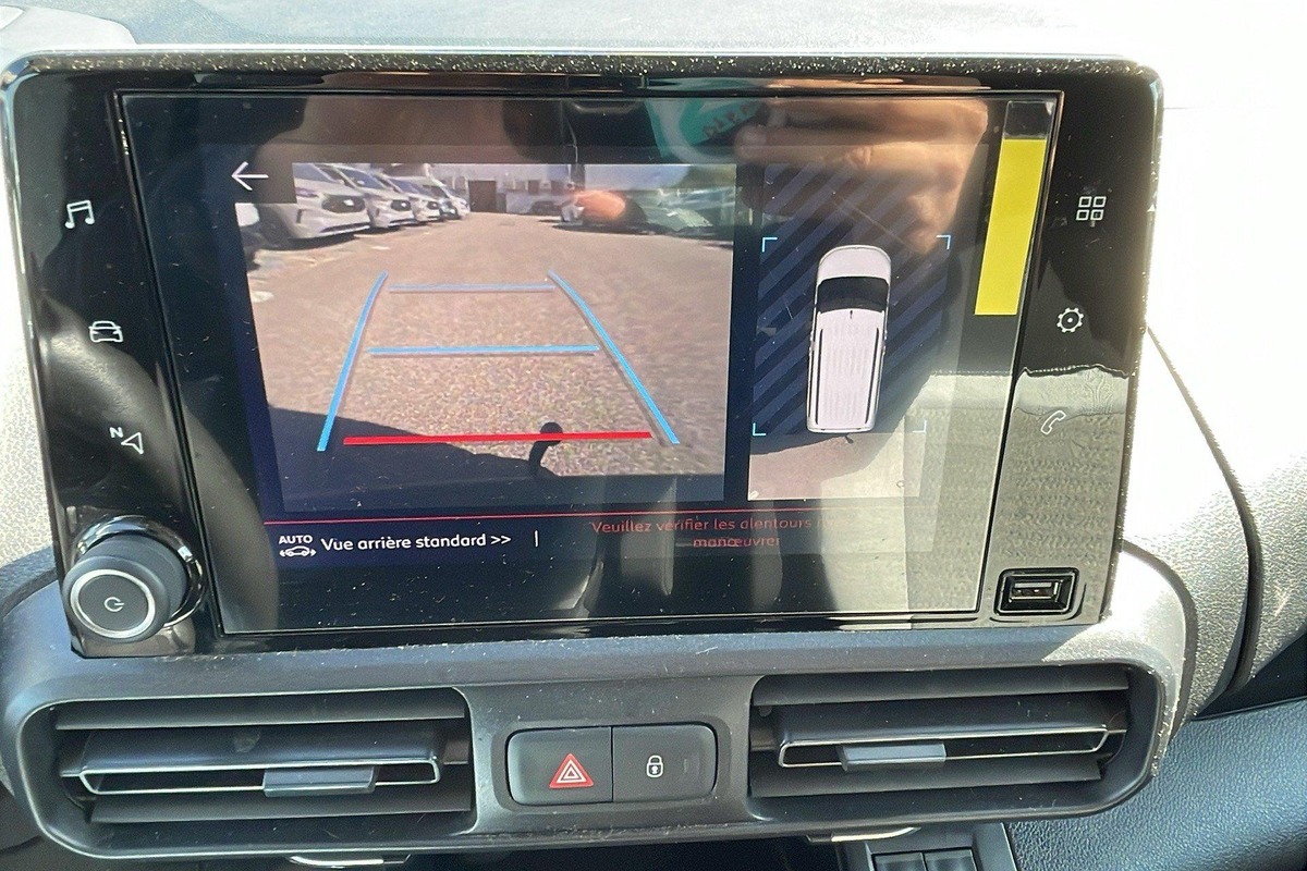 Citroën Berlingo Berlingo Taille XL 7pl BlueHDi 130 S S BVM6 Shine ( CLEES EN MAINS )