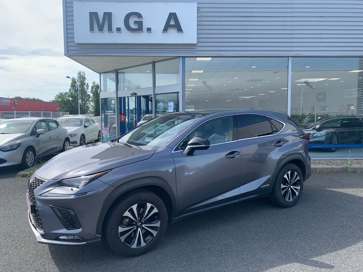 Lexus NX 300h 197 ch | F-SPORT 4WD | Caméra de recul | Siéges électriques | Toit panoramique | GPS