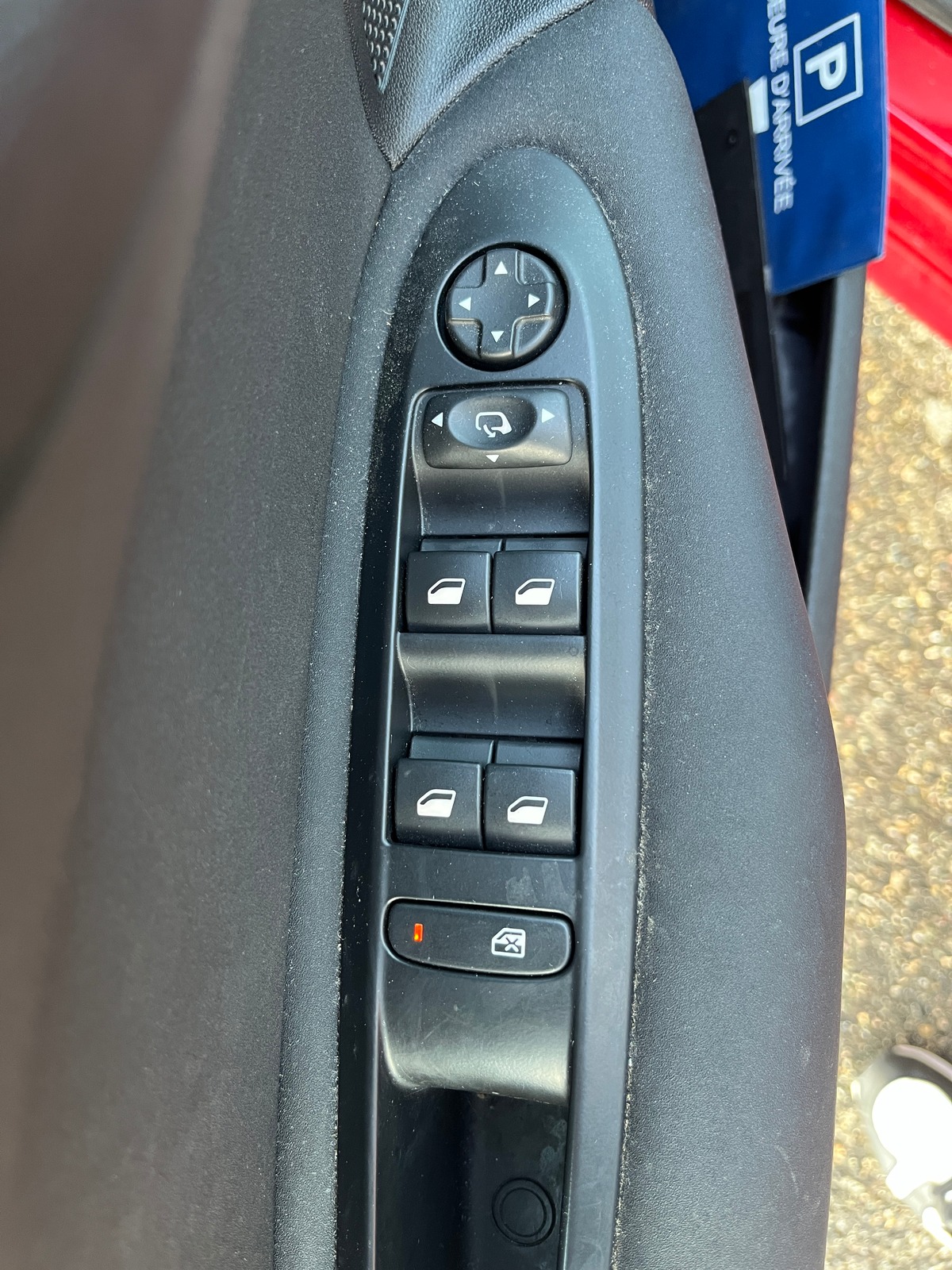 Citroën C4 1,6 120ch MILLENIUM, SUIVI COMPLET, RADAR AVANT/ARRIERE, GPS, CARPLAY, REGULATEUR