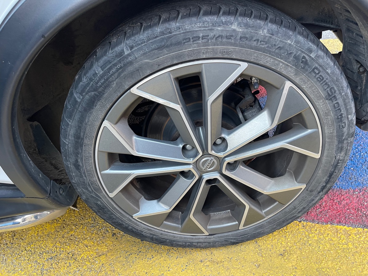 Nissan Juke 1.6 DIG-T 190 CV All-Mode 4X4/ Phase 3 / Toit Ouvrant / Intérieur Cuir / Caméra 360°/