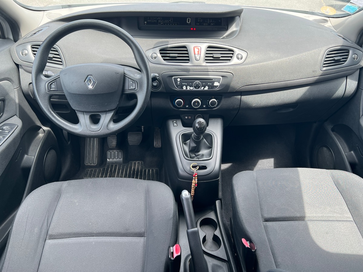 RENAULT Scenic 105 ch | Régulateur de vitesse | Climatisation