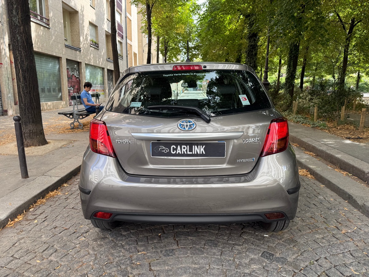 Toyota Yaris III Dynamic Business E-CVT 100h