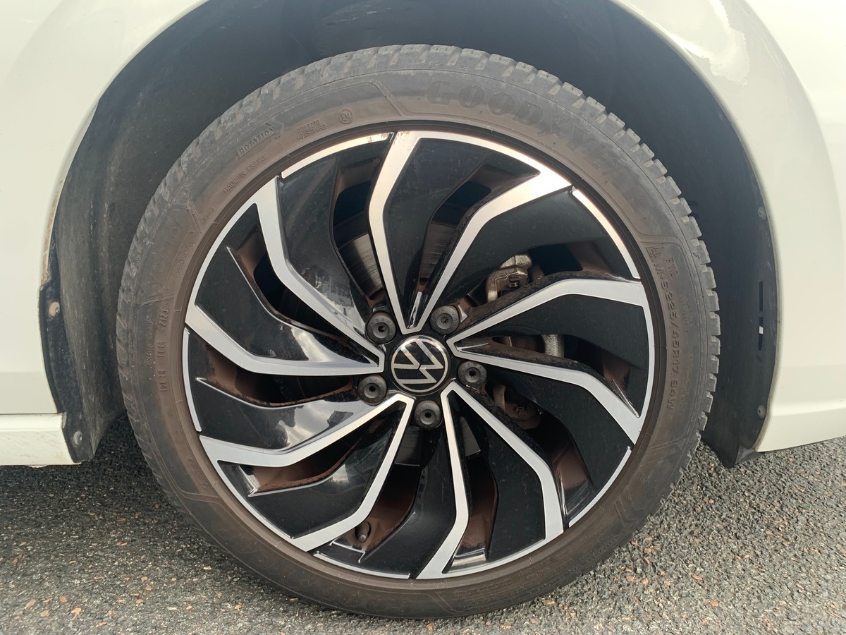 Volkswagen GOLF 8 130 ch | Stage 1 Ethanol | Apple car Play | Radar avant arriére | Siéges chauffant