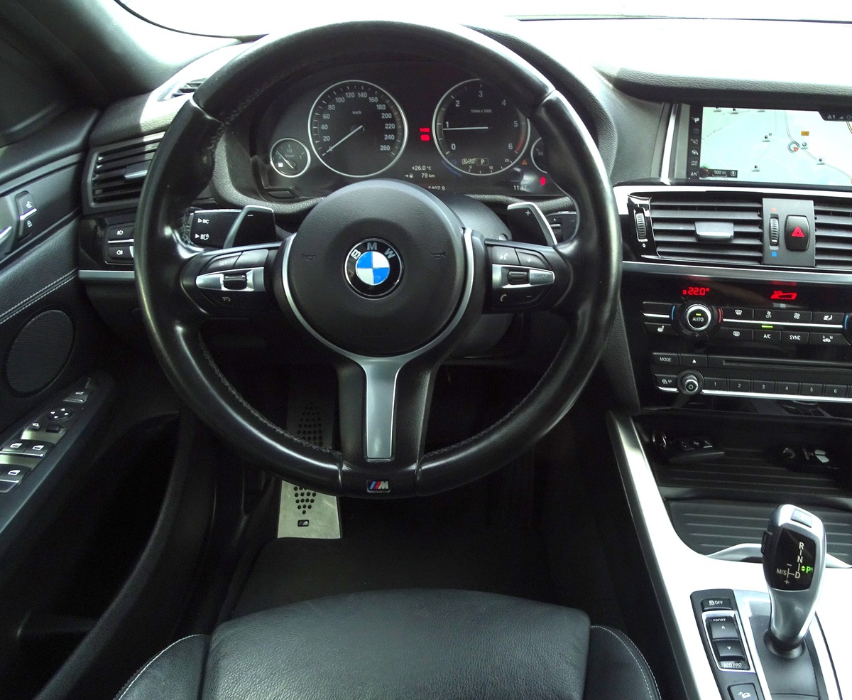 Bmw X4 II (F26) XDRIVE20D 190 Ch M SPORT BVA8 / Caméra 360° / Sièges chauffants / Pack Black / Leds