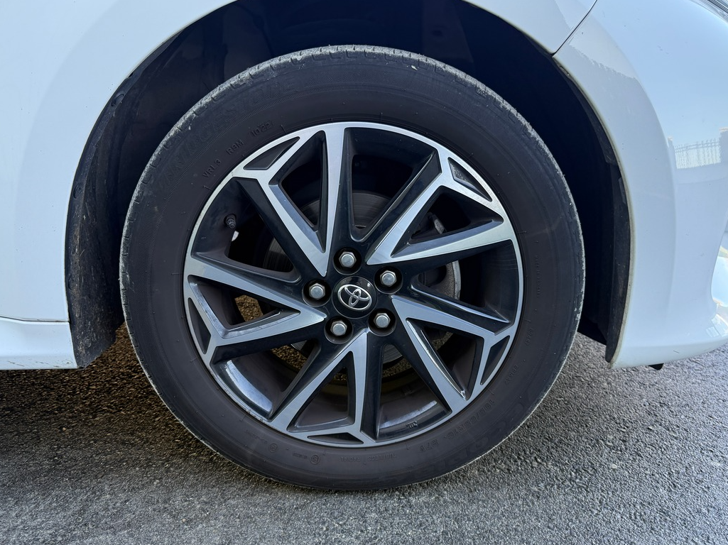 Toyota Yaris 70 VVT-I DESIGN