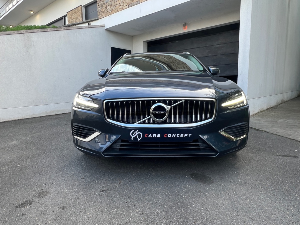 Volvo V60 II Inscription T8 2.0 Ti 16V 392 Plug in Hybrid AWD Geartronic8 303 cv