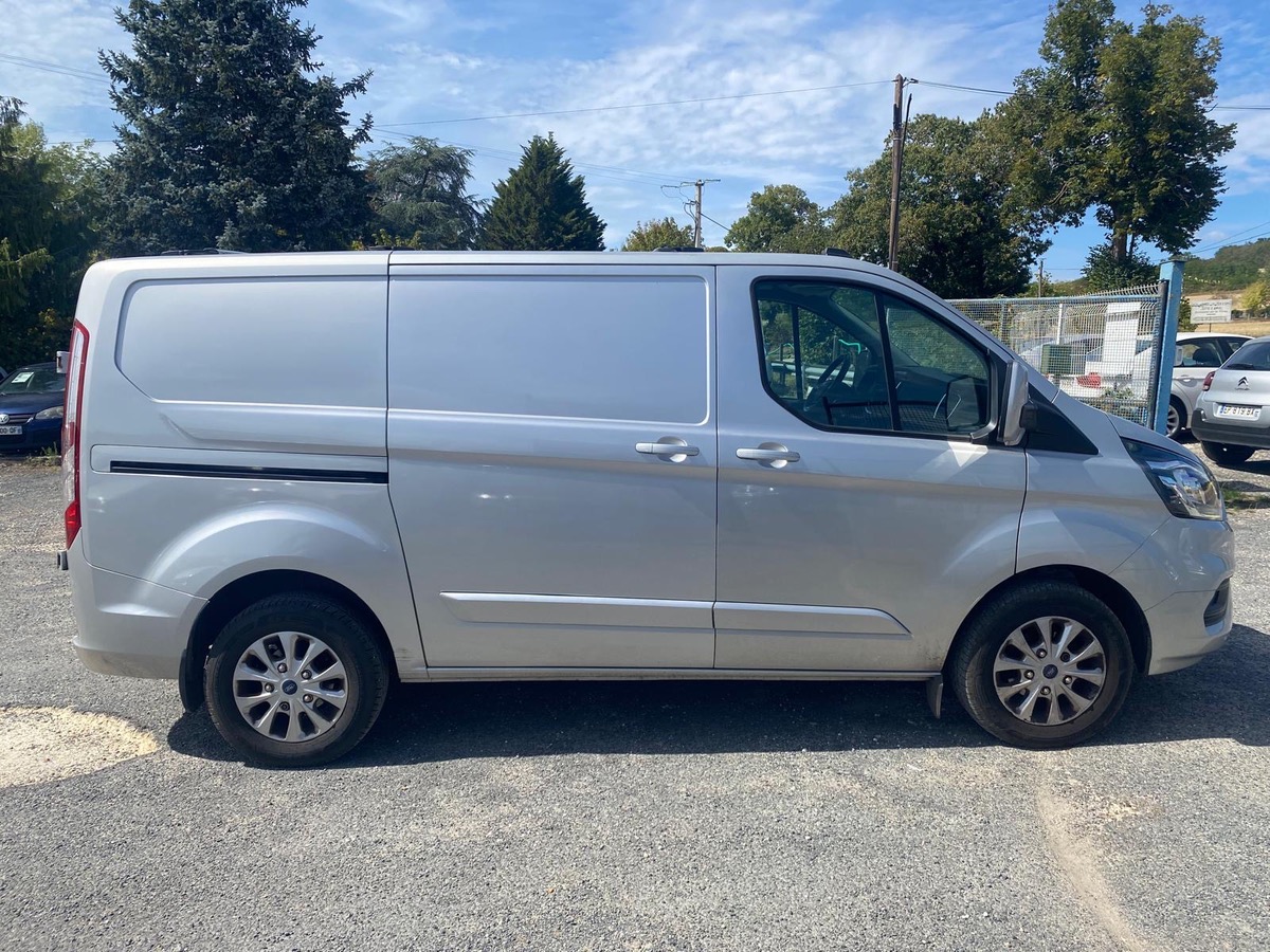 Ford T.CUSTOM transit limited 2.0 130cv 1ère main TVA RECUPERBALES
