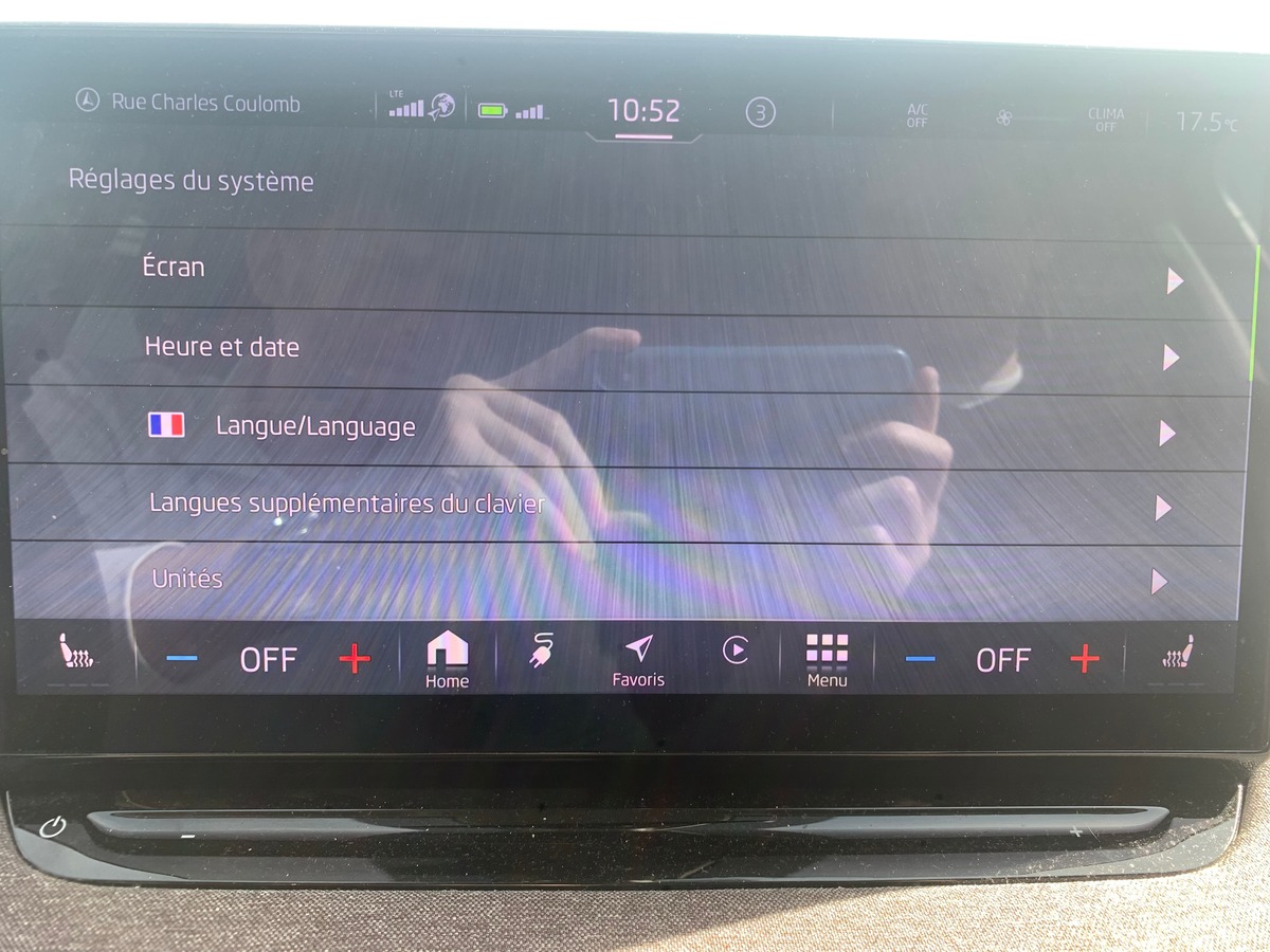 Skoda Enyaq 180 chevaux | iV60 | Apple car Play | Régulateur vitesse adaptatif | Siéges chauffants