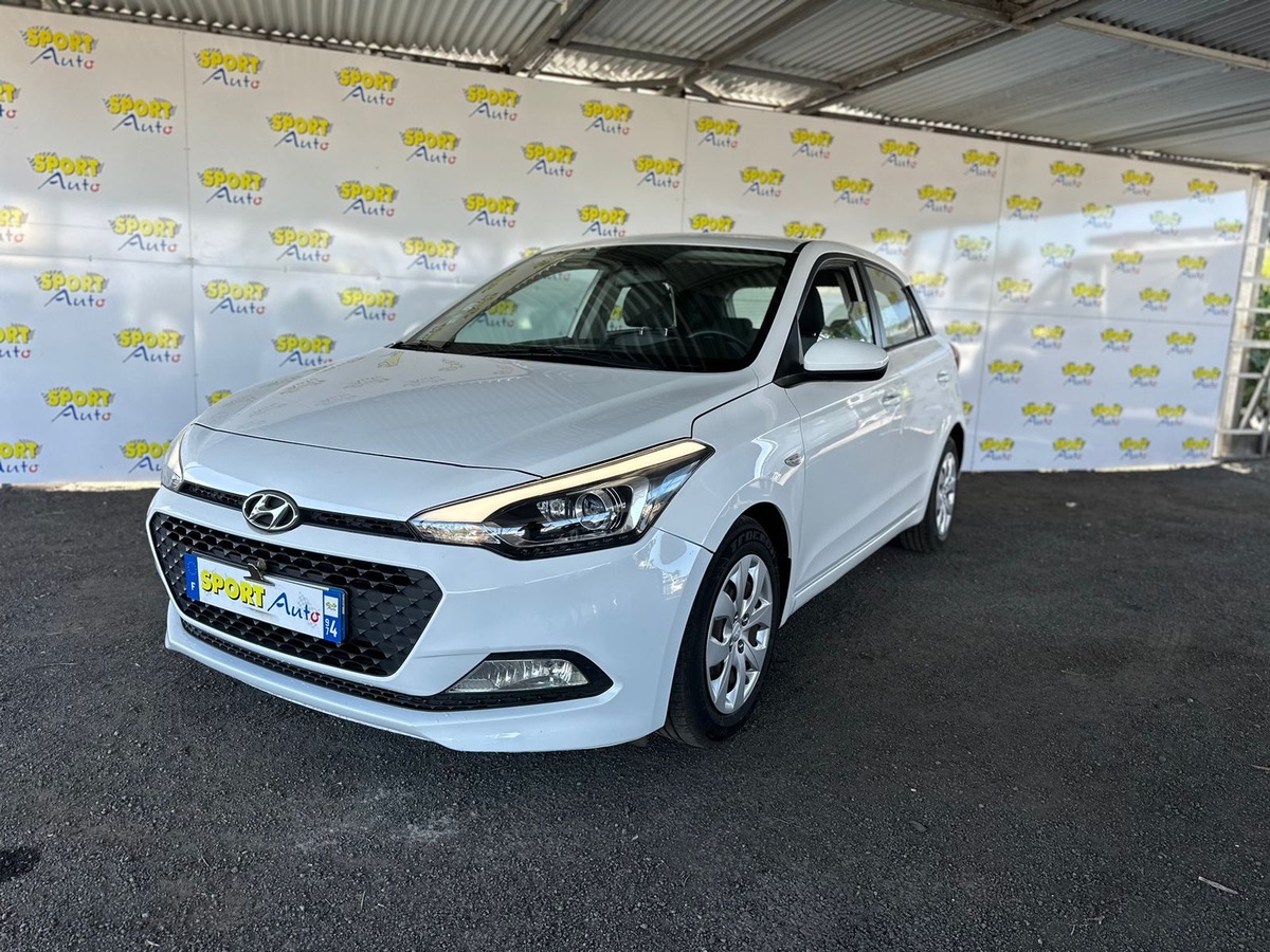 Hyundai i20 1.2 84 SPORT AUTO
