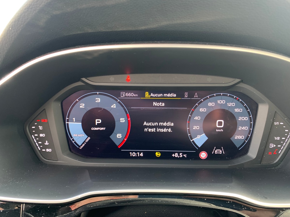 Audi Q3 Sportback 150 ch | S-Line | Caméra de recul | Apple car Play | Coffre assisté électriquement