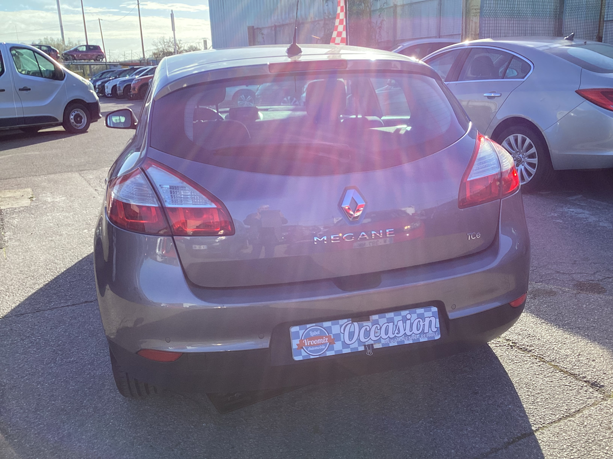 RENAULT Megane 1.2 Paris