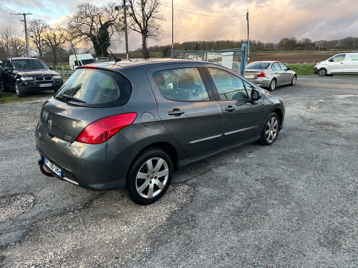 Peugeot 308 1.6 hdi 110cv toit pano 261150km