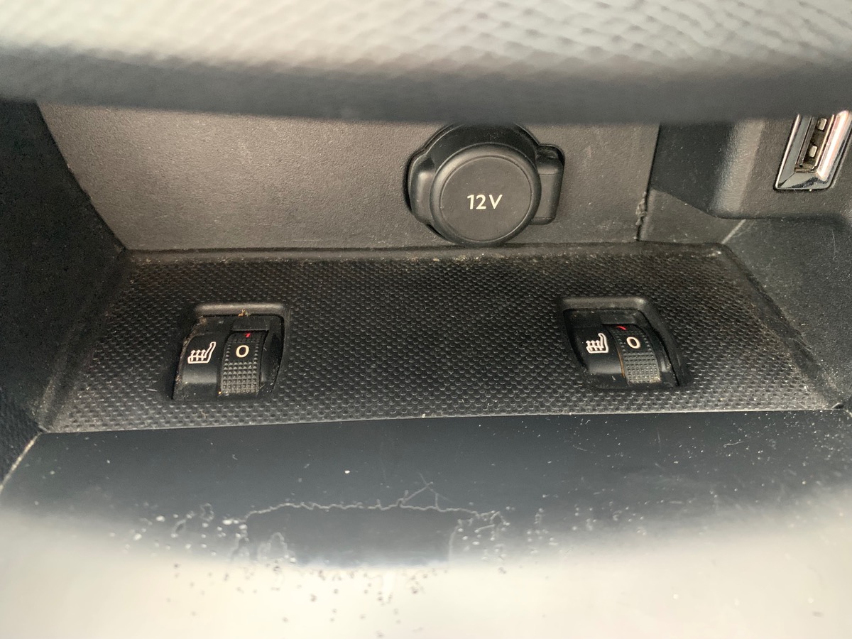 Peugeot 308 120 | GT LINE | Caméra Recul | Car Play | Régulateur Vitesse | Full LED Technology