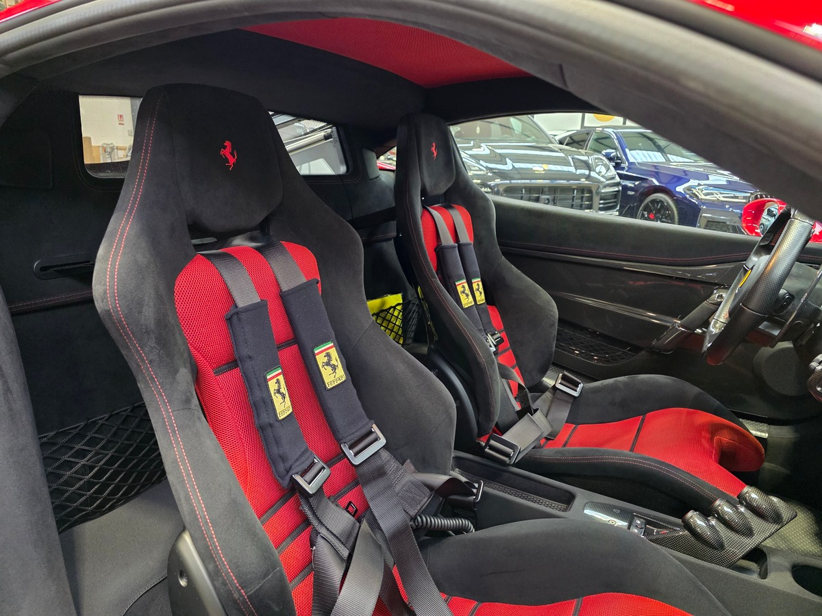 Ferrari 458 SPECIALE 4.5 605 ORIGINE FRANCE // ROSO CORSA /  BANDES NART / HARNAIS A