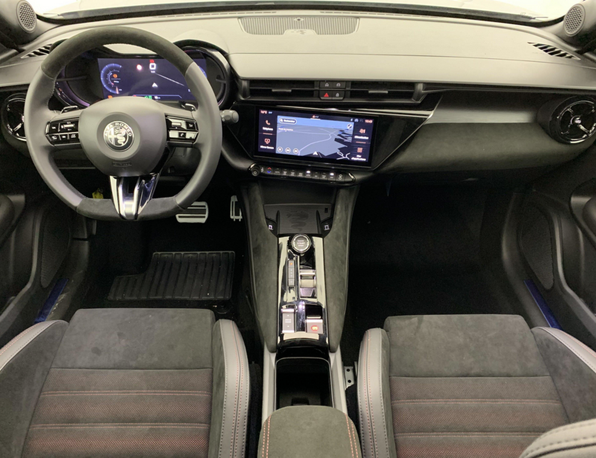 Alfa Romeo JUNIOR 1.2 hybride 145 ch eDCT6 Speciale garantie 36 mois constructeur