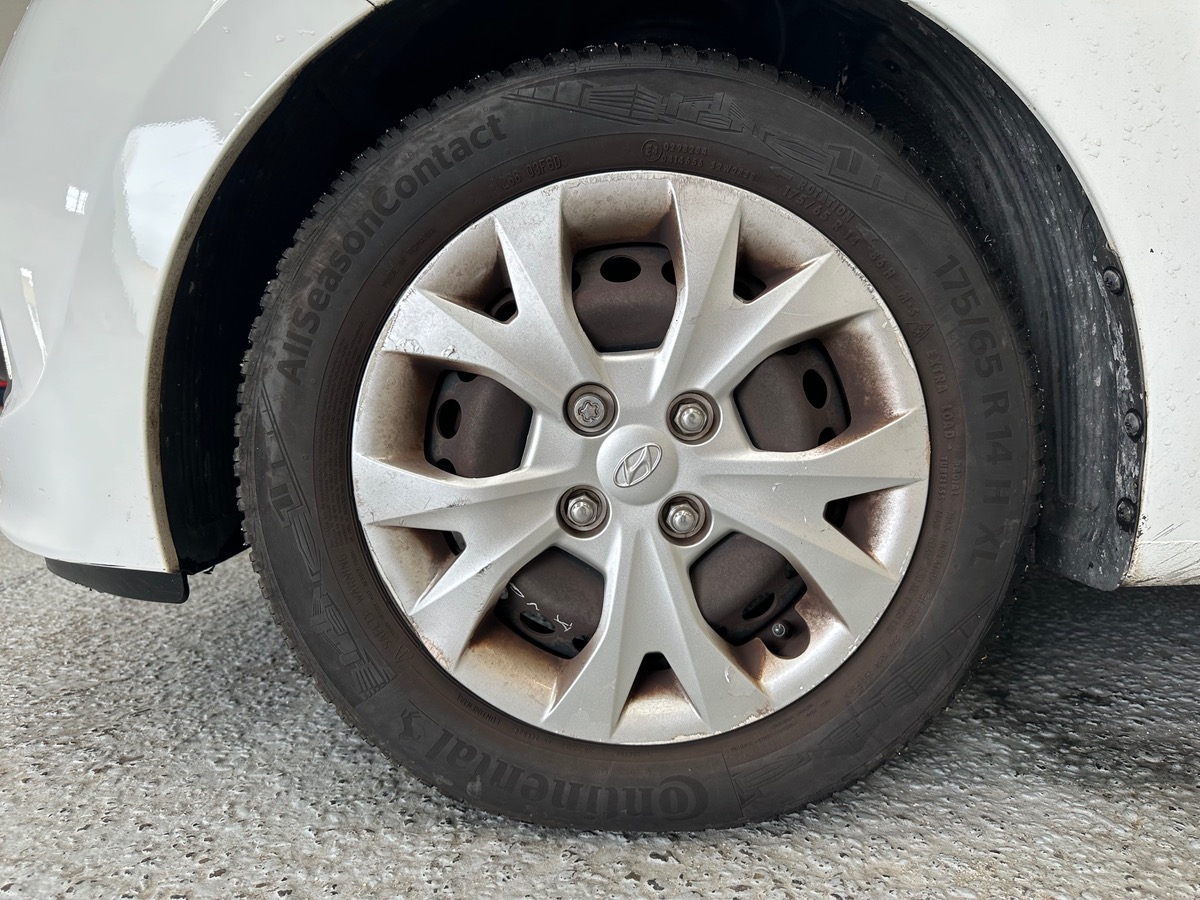 Hyundai i10 II 1.0 66 PACK EVIDENCE