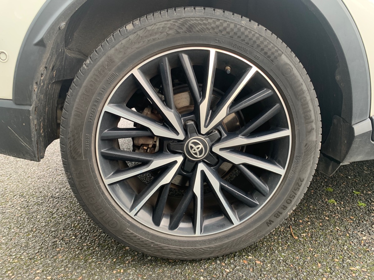 Toyota C-HR 122 | Distinctive | GPS  | Sellerie Cuir | Caméra recul| Régulateur vitesse adapatatif