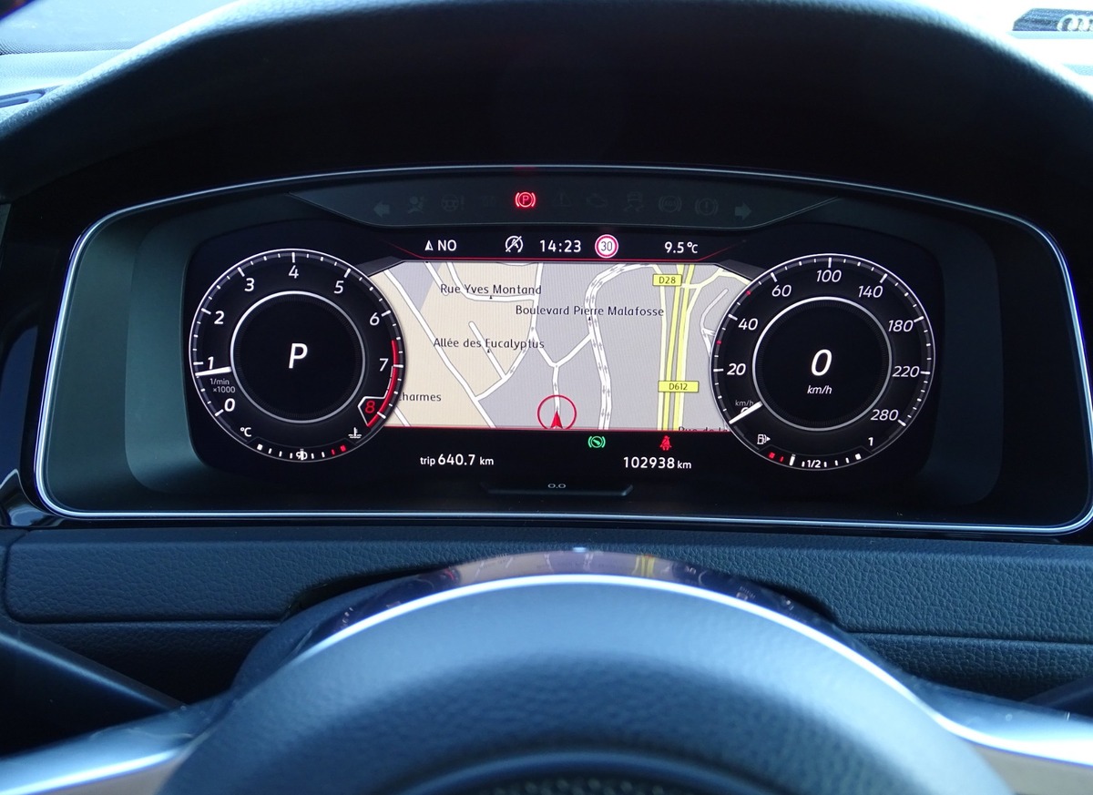 Volkswagen Golf VII 2.0 TSI 245 ch GTI Performance DSG7 5 portes Virtual TO