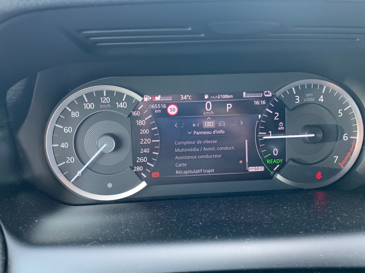 Land-Rover Discovery Sport L550 | P300e | PHEV | Toit panoramique | Caméra recul | Apple car play