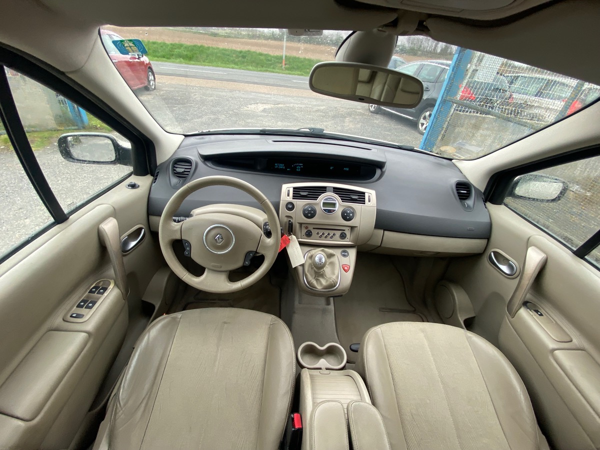 RENAULT Scenic II 1.9 dci 130cv privilège petit prix 1ere main 199015km