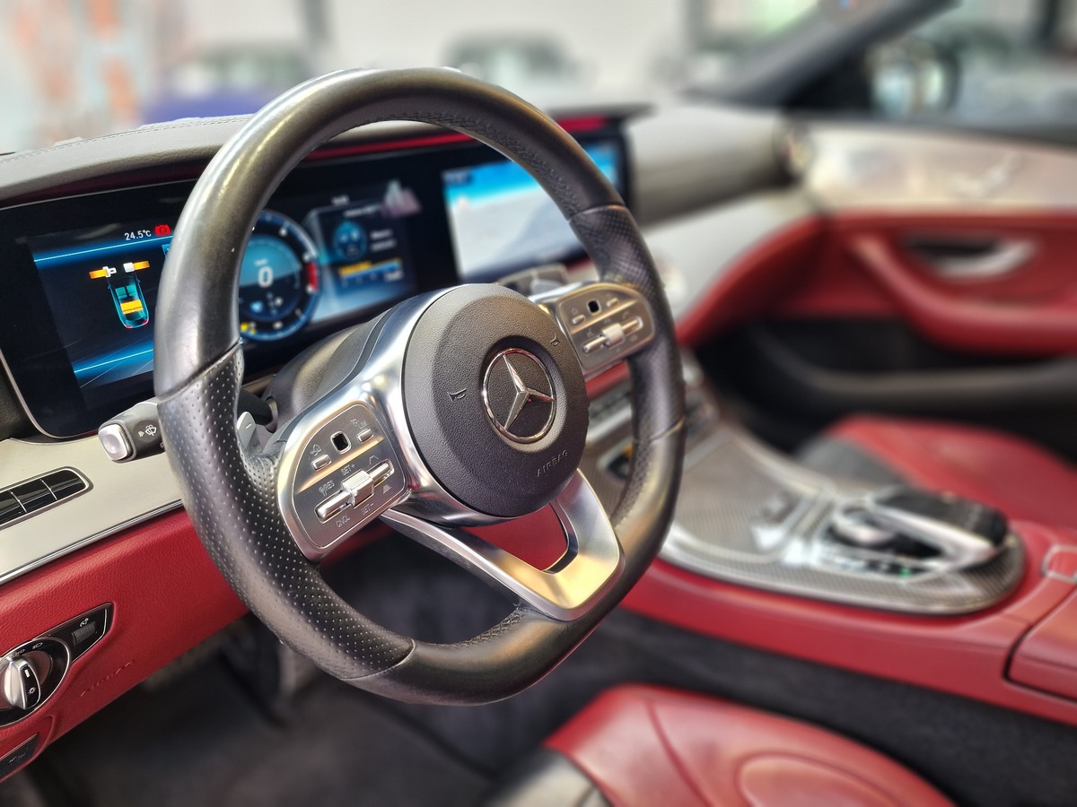Mercedes-Benz CLS 350D 4MATIC 286ch AMG LINE / LAUNCH EDITION/ TO/BURMESTER/CARBONE H