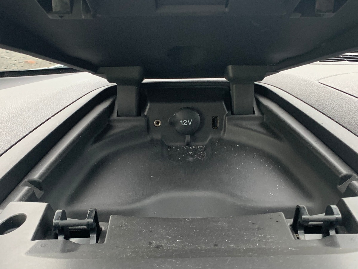 Ford TRANSIT CUSTOM 125 ch | Commandes du système audio au volant | Régulateur/limiteur de vitesse