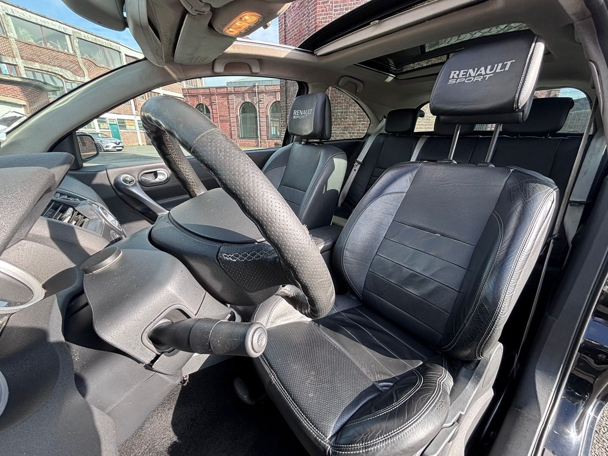 RENAULT Megane II RS 2.0 Turbo DEUXIEME MAIN FRANCAISE - Révisée - Garantie