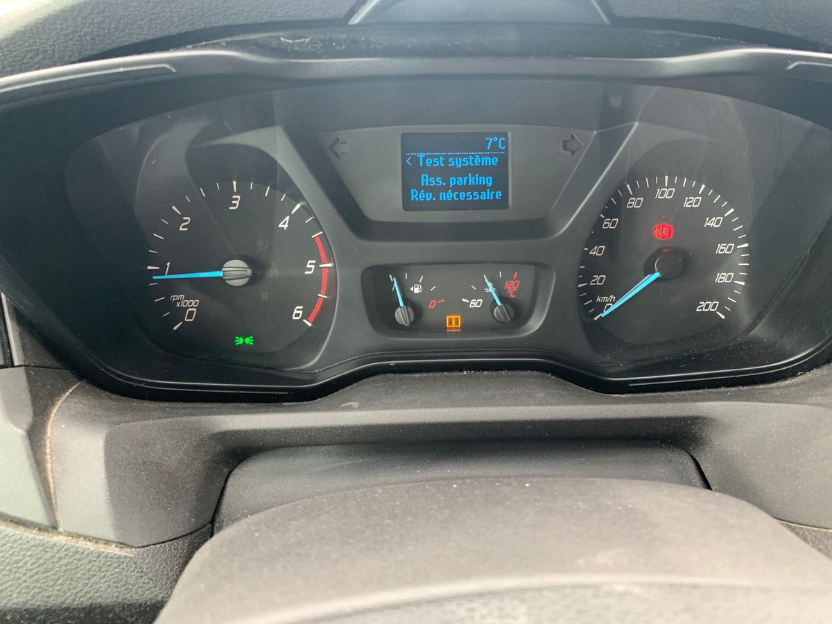 Ford TRANSIT 155 | Trend | Kit mains-libres Bluetooth | 1 Porte latérale coulissante | Climatisation