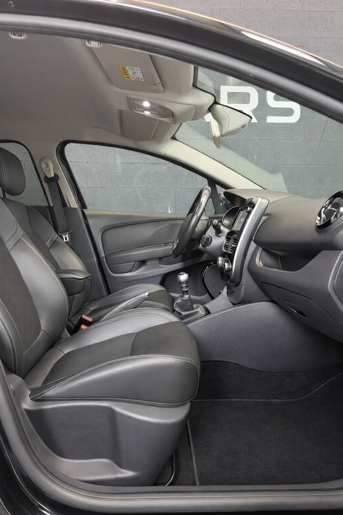 RENAULT Clio IV ESTATE INTENS 1.5 dci 110ch