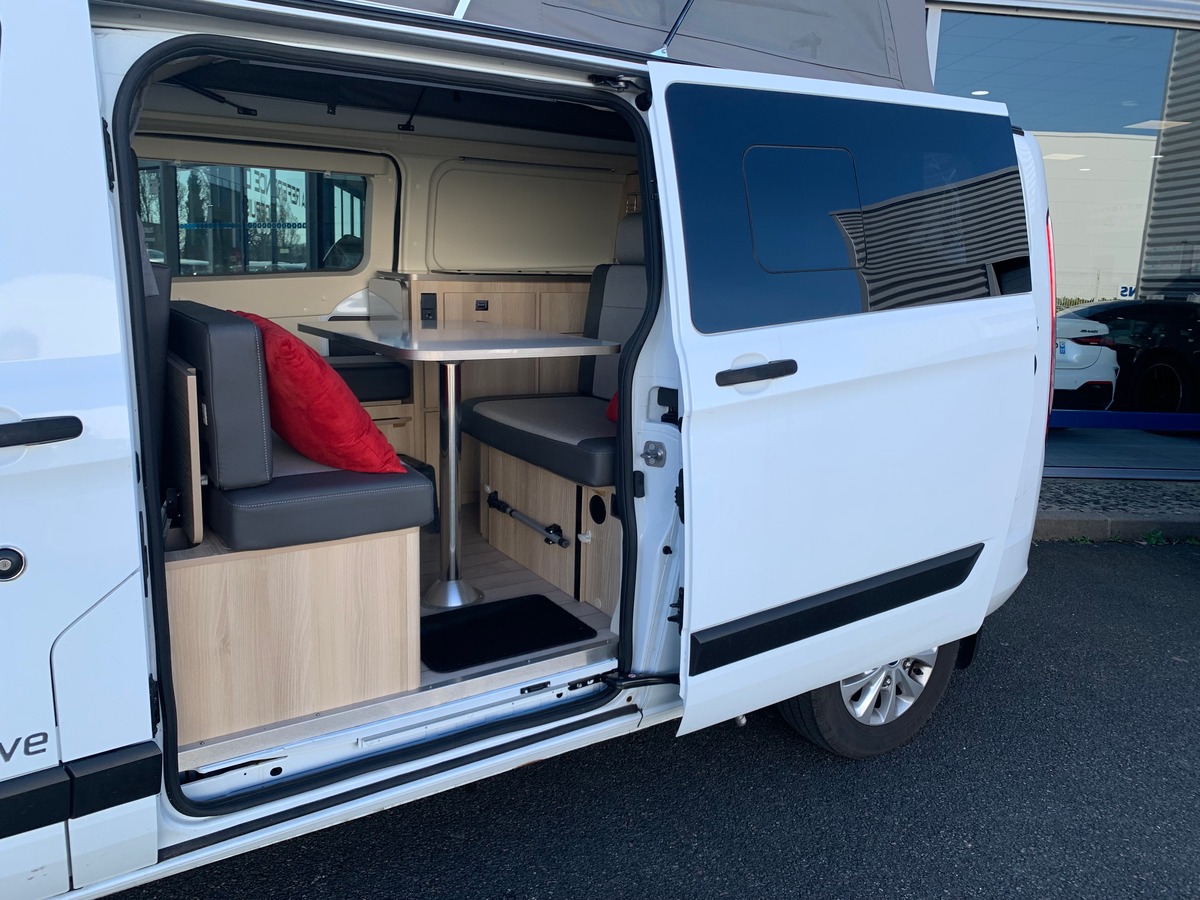 Ford CAMPEREVE 130 chevaux | Premiére MAIN | Cap Land | Caméra de recul | Apple car play