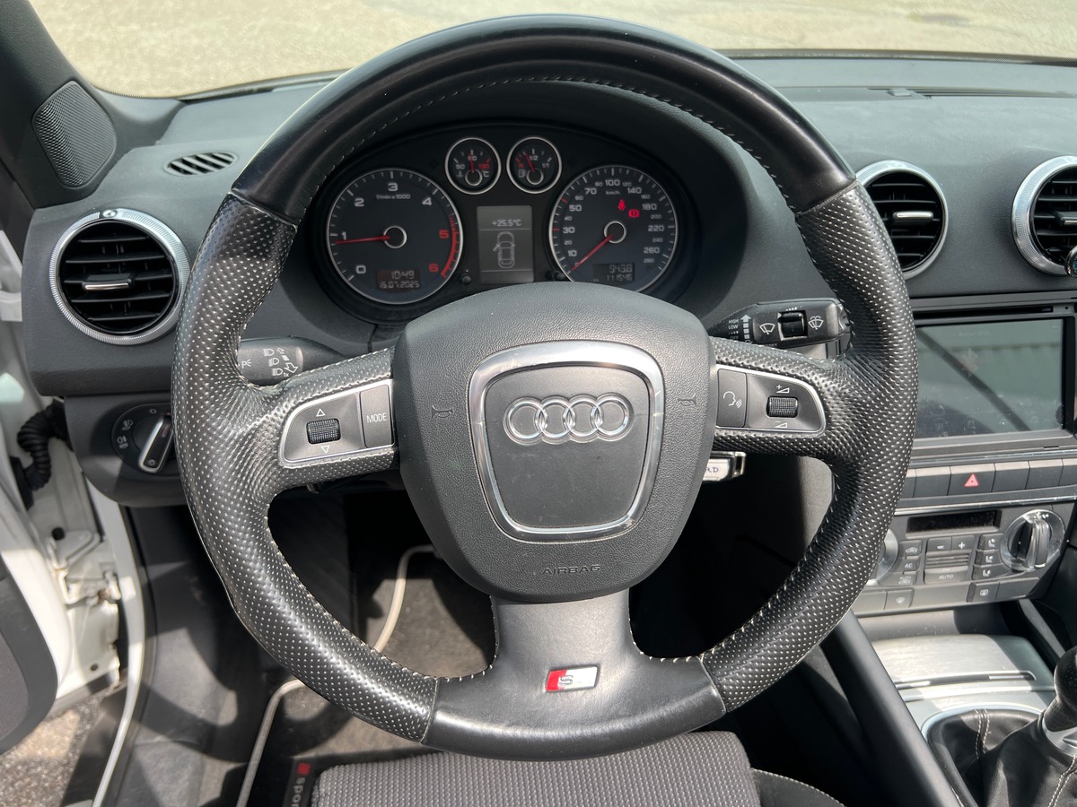 Audi A3 Cabriolet 1,6L TDI 105cv SLINE, SUIVI COMPLET, CARPLAY