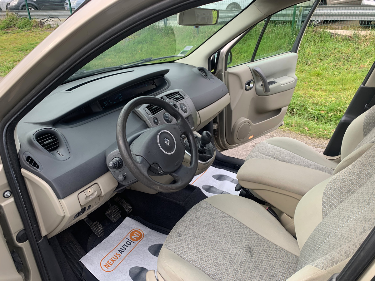 RENAULT Scenic 1.9 DCI 130CH 141305KM