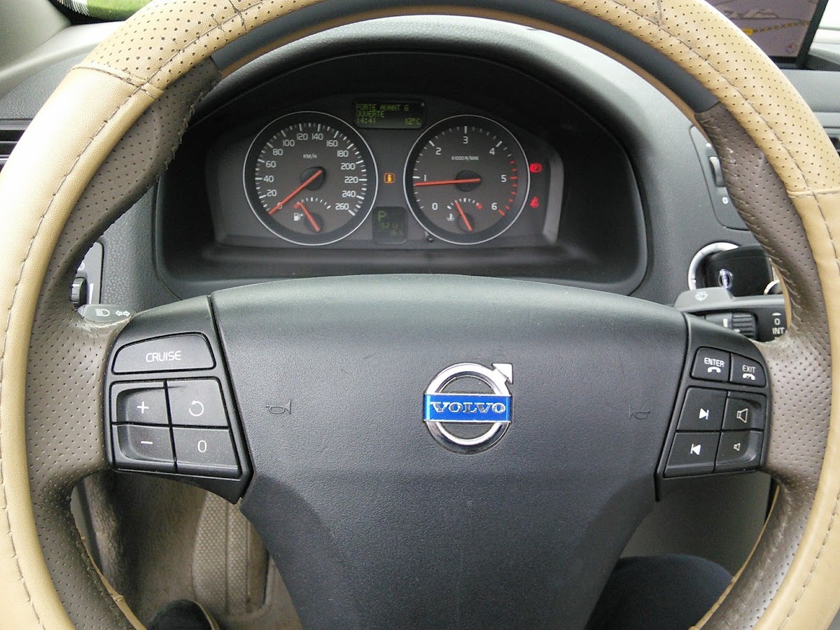 Volvo C70 CC 2.0 D Powershift 136 cv Boîte auto