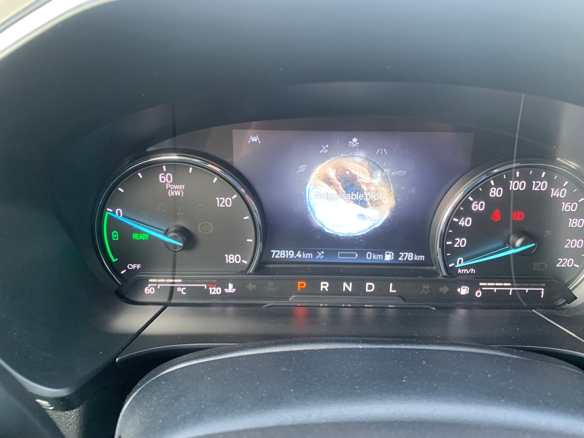 Ford Kuga 225 ch | 2.5 PHEV | Titanium | Apple car Play | Radar de stationnement avant et arriére