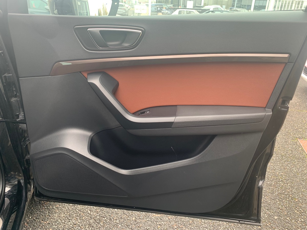 Seat Ateca 190 ch | 4Drive DSG | Grand toit ouvrant panoramique | Hayon électrique | Intérieur cuir