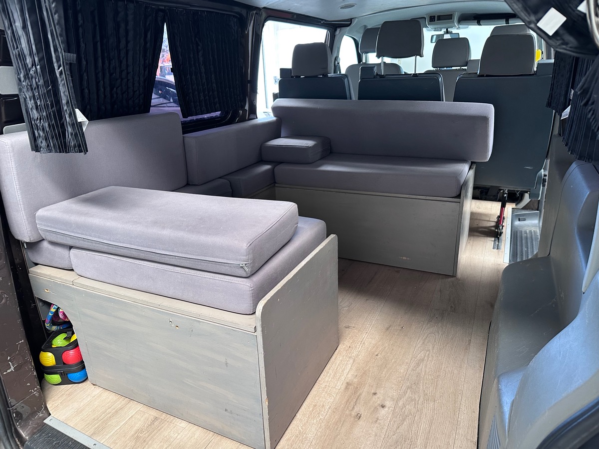 Volkswagen Transporter V 2.0 TDI 180 L2H1 3.0T DSG