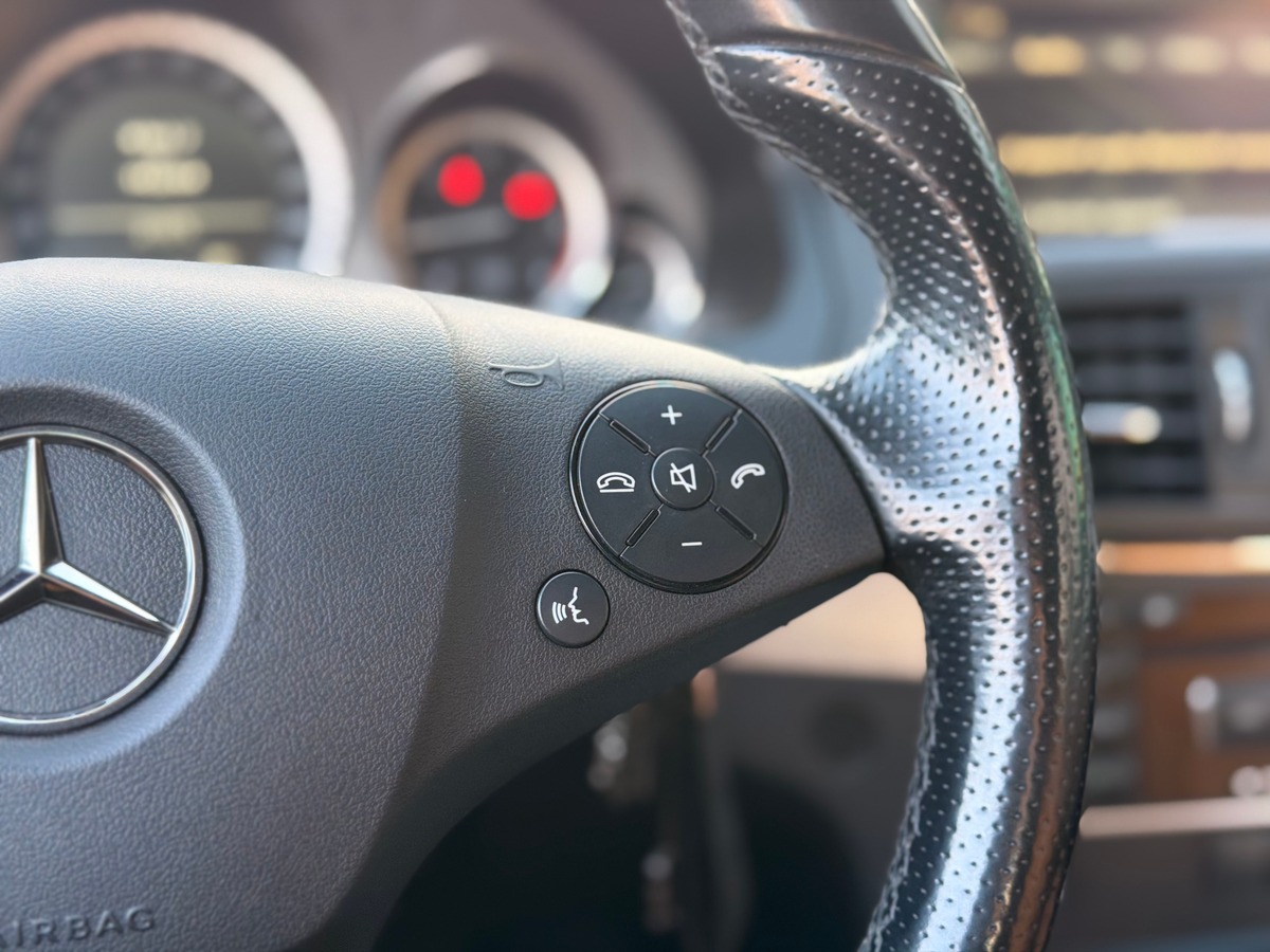 Mercedes-Benz Classe E (207) Avantgarde Phase 2 Coupé 220 CDi 2.1 CDI 7G-TRONIC 163 cv - Boîte auto