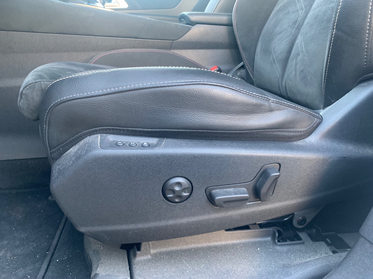 DS DS 7 130 ch | PERFORMANCE LINE + | Caméra de recul | Coffre mains-libres | Sièges électriques